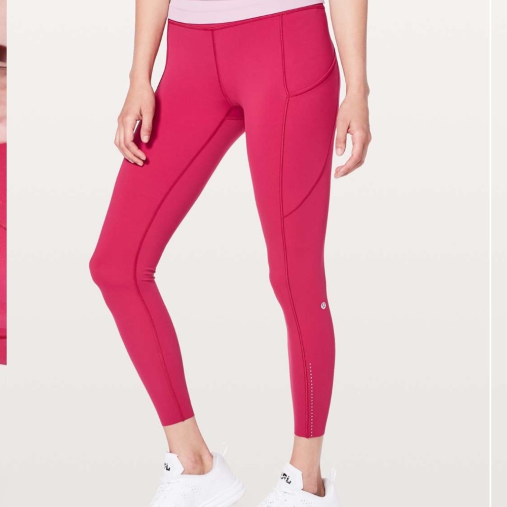 Lululemon Fast and Free Tight 25” bright pink size 4